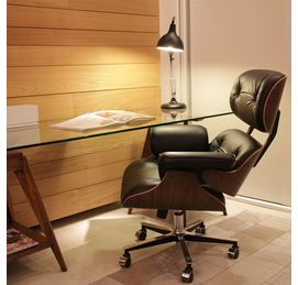 Poltrona Charles Eames Couro Natural Preto