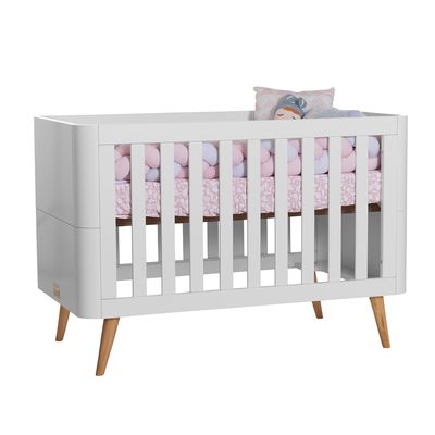 kit-quarto-infantil-curvo-branco-com-berco-e-comoda-e-poltrona-capri-linho-cinza-berco-um