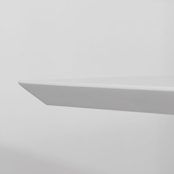 mesa-de-jantar-square-retangular-tampo-branco-fosco-135cm-detalhe-lateral-tampo