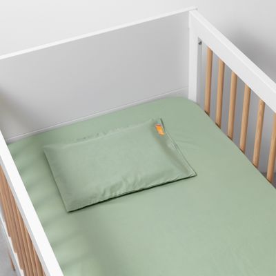 lencol-com-elastico-para-berco-e-fronha-verde-no-bercinho