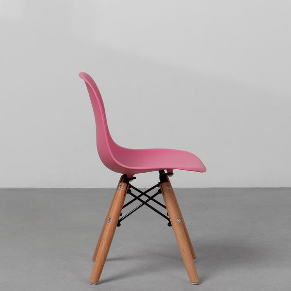 conjunto-mesa-mini-square-2-cadeiras-eiffel-infantil-rosa-lateral