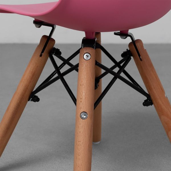 cadeira-eiffel-infantil-base-madeira-rosa-base