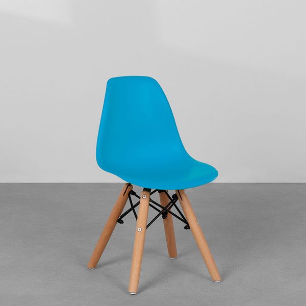 kit-mesa-square-cadeira-eiffel-infantil-azul-diagonal