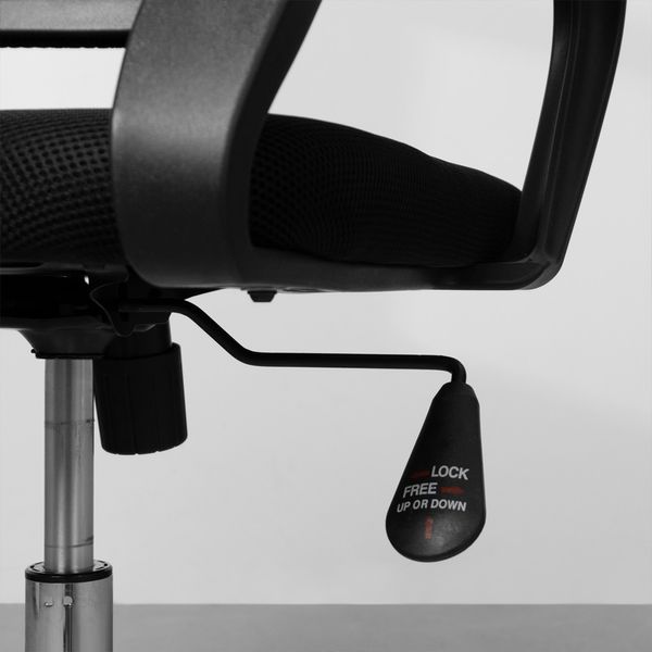 kit-home-office-cadeira-de-escritorio-italia-preto-ajuste