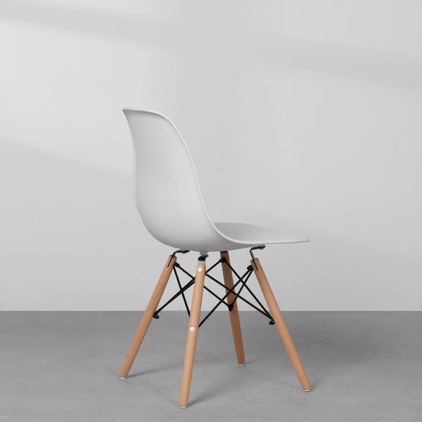 conjunto-mesa-industrial-iron-135cm-louro-freijo-com-2-cadeiras-eiffel-brancas-e-pes-madeira-diagonal-traseira