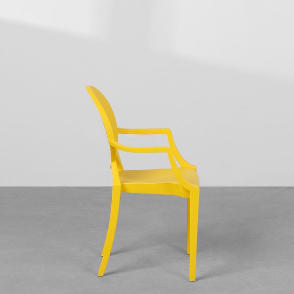 cadeira-infantil-invisible-com-braco-amarela-lateral