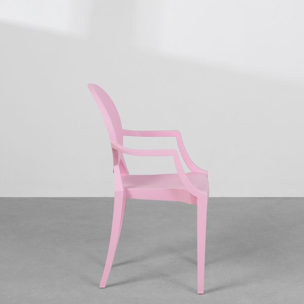 cadeira-infantil-invisible-com-braco-rosa-lateral