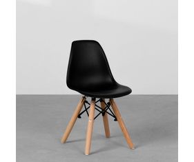 cadeira-eiffel-infantil-base-madeira-preta-diagonal