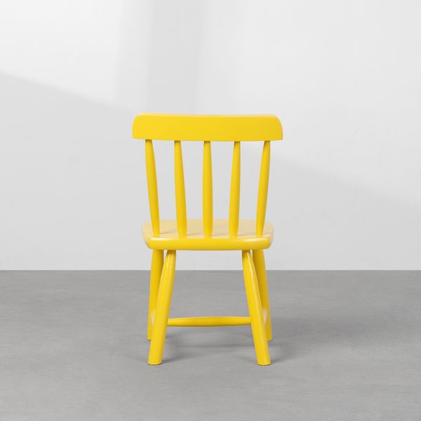 cadeira-mia-infantil-base-madeira-amarelo-traseira