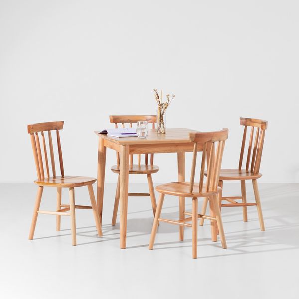 conjunto-mesa-mia-80x80cm-com-4-cadeiras-mia-natural-ambiente