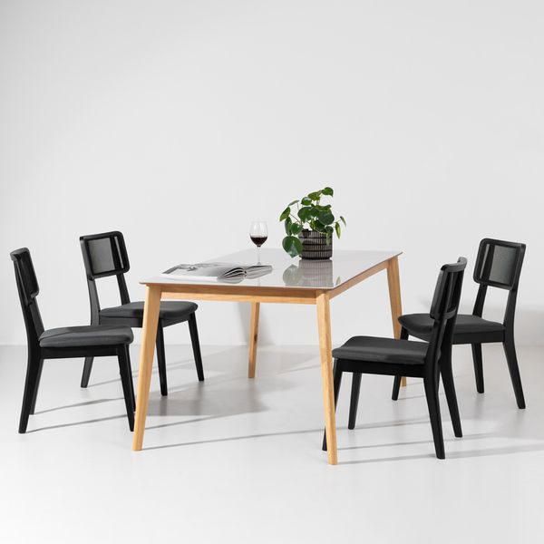 conjunto-mesa-arezzo-vidro-off-white-180x90-com-4-cadeiras-lala-tela-preto-e-grafite.jpg