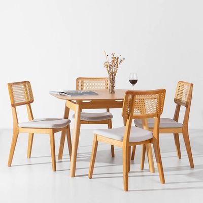 conjunto-mesa-nola-cinamomo-110x110-com-4-cadeiras-lala-palha-cru-rustico-ambiente