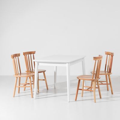 conjunto-mesa-mia-branco-120x80-com-4-cadeiras-mia-natural