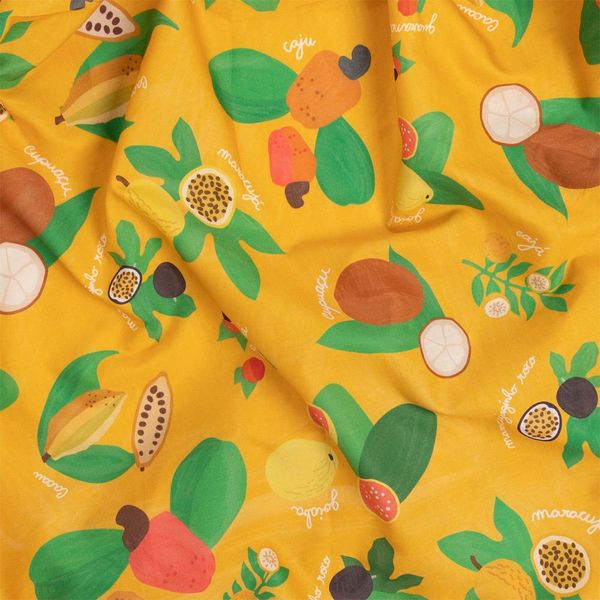 lencol-de-berco-detalhe-fronha-nossas-frutas-amarelo
