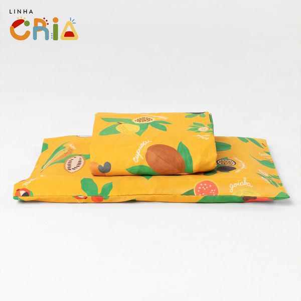 lencol-mini-cama-com-elastico-e-fronha-nossas-frutas-amarelo-assinatura