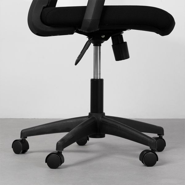 cadeira-de-escritorio-toledo-giratoria-preta-base