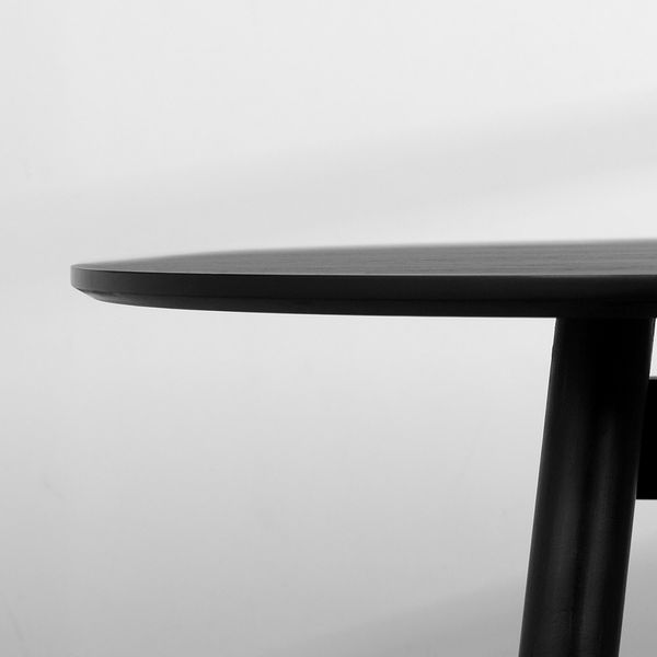 mesa-de-jantar-nola-retangular-preto-ebanizado-180x110-detalhe-quina