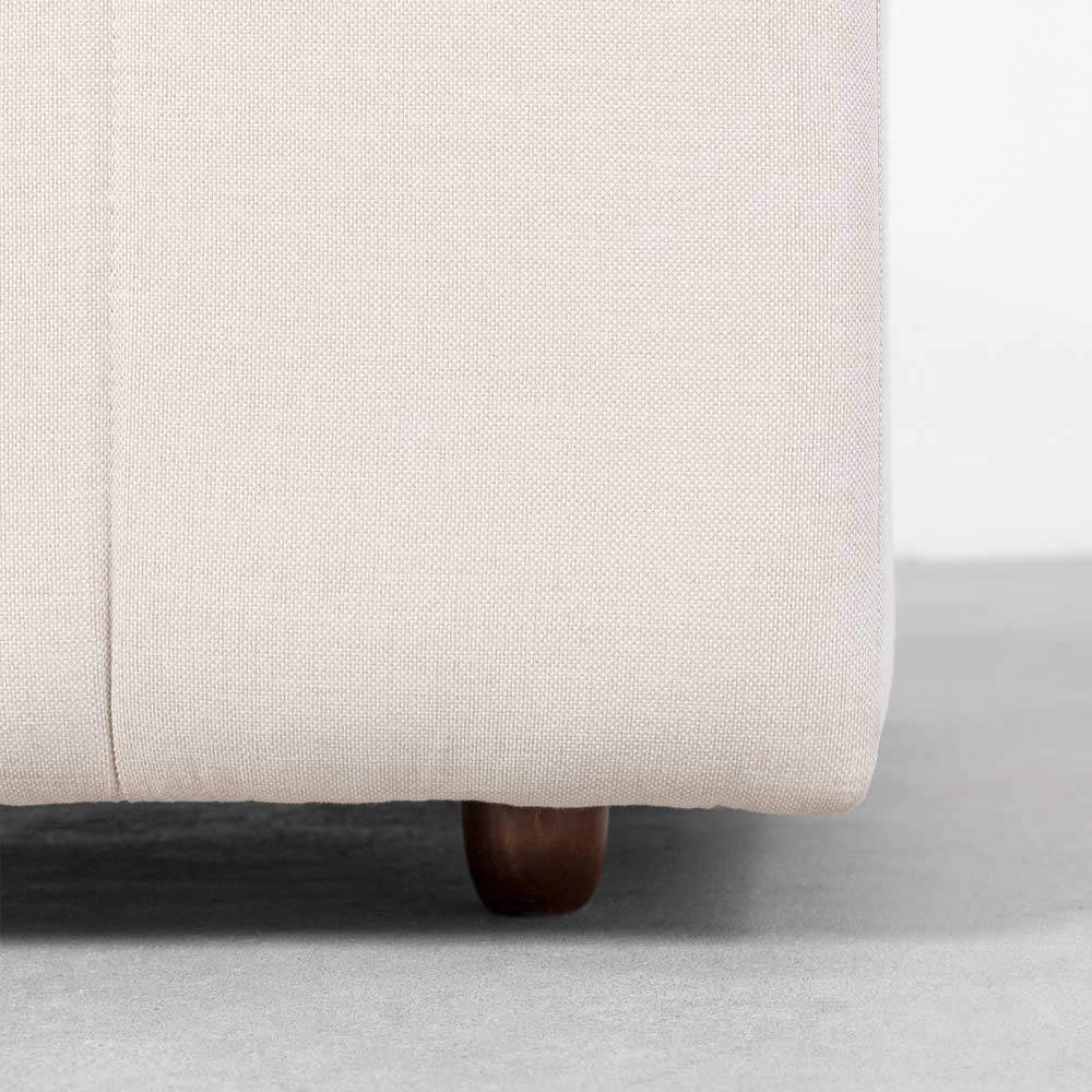 sofa-mica-com-modulo-esquerdo-e-direito-e-puff-trama-miuda-aveia-176-base