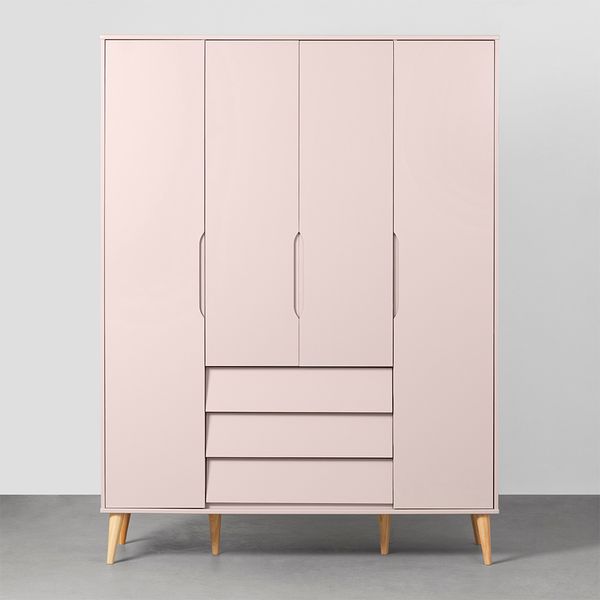 guarda-roupa-noah-4-portas-com-3-gavetas-com-pes-em-madeira-natural-rosa-fosco-frente