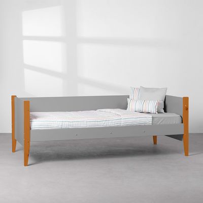 cama-sofa-noah-com-pes-em-madeira–cinza-fosco2