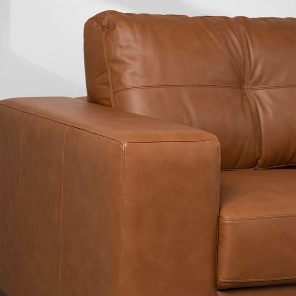 sofa-hash-couro-natural-amarula-210cm-frontal-braco