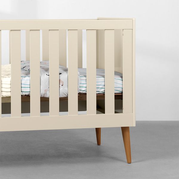 berco-mini-cama-noah-com-pes-em-madeira-areia-detalhes