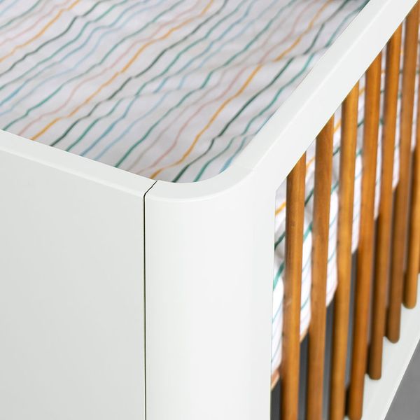 berco-mini-cama-curvo-boom-square-branco-fosco-detalhes