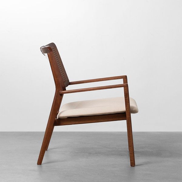 poltrona-lala-castanho-lateral.jpg
