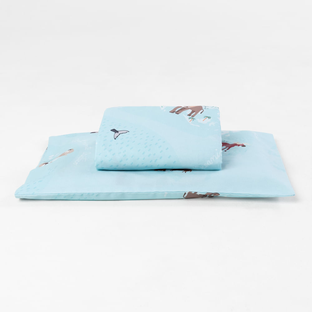 7643301az-lencol-de-mini-cama-com-elastico-e-fronha-animais-pelo-mundo-azul-logo