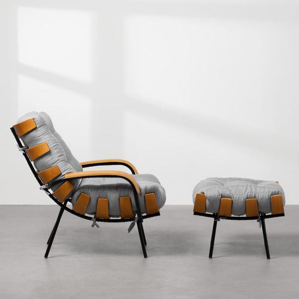 poltrona-costela-com-braco-puff-trend-cinza-lateral