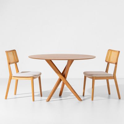 conjunto-mesa-de-jantar-thai-redonda-carvalho-americano---120m---2-cadeiras-lala-encosto-palha-natu