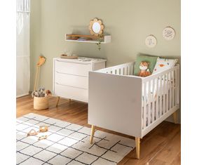 kit-quarto-theo-com-pes-retro-natural---berco---comoda-3-gavetas---branco-fosco