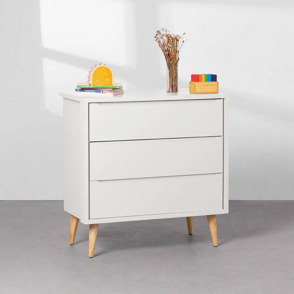 kit-quarto-theo-com-pes-retro-natural---berco---comoda-3-gavetas---branco-fosco
