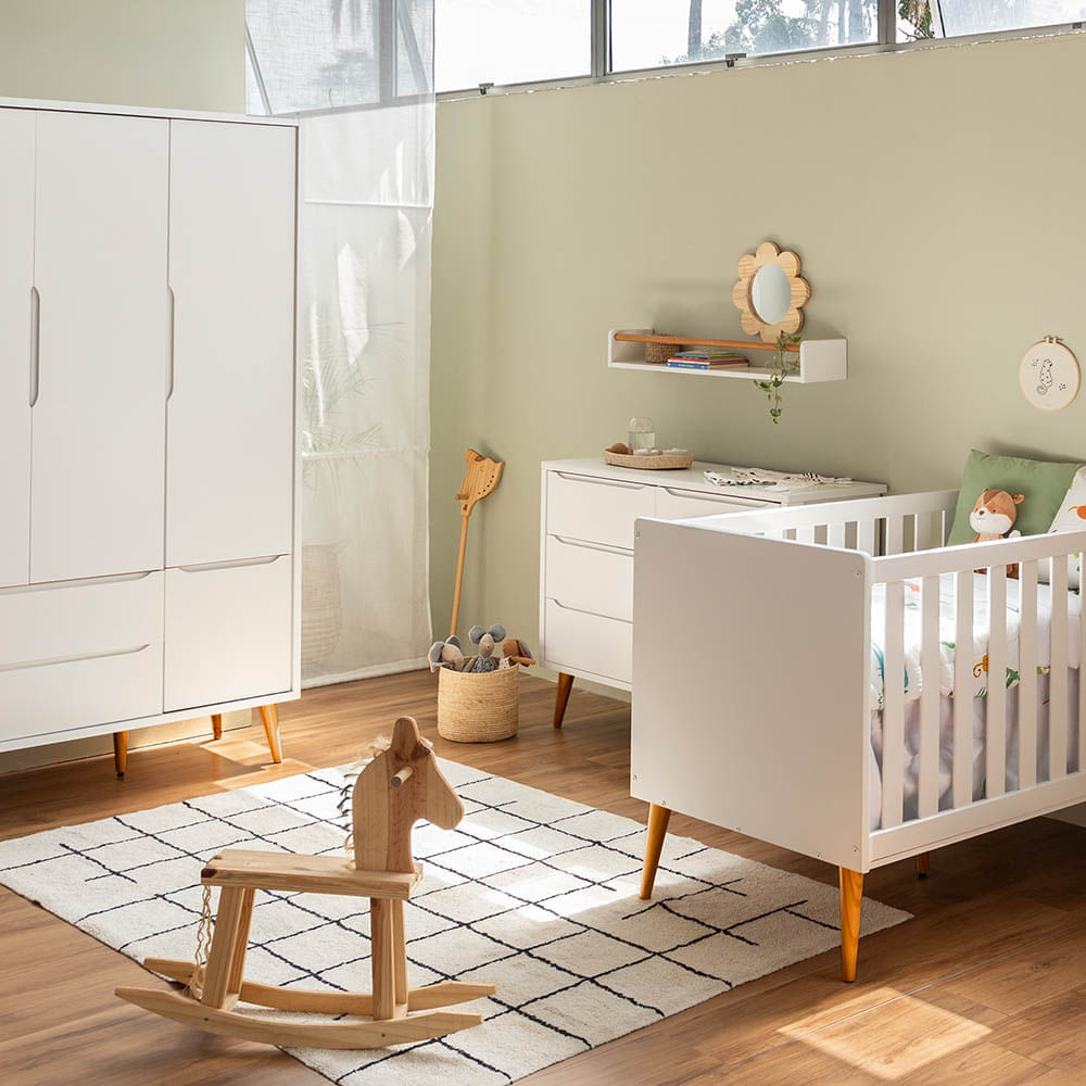 kit-quarto-infantil-theo-com-pes-retro-mel---berco---comoda-6-gavetas---guarda-roupa-3-portas---bran
