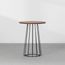 mesa-lateral-loup-redonda-preto-com-nozes