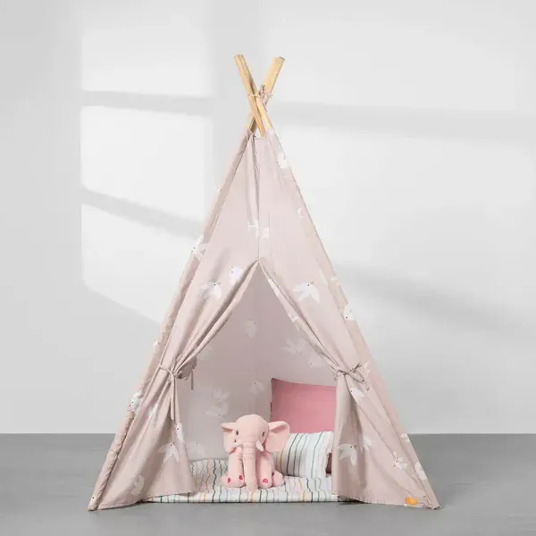 cabana-dos-passaros-rosa-ambientado