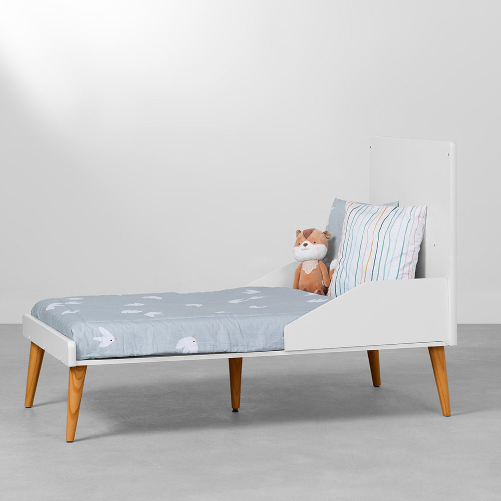 kit-quarto-infantil-theo-com-pes-retro-mel---berco---comoda-6-gavetas---guarda-roupa-2-portas---polt
