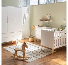 kit-quarto-theo-com-pes-retro-natural---berco---comoda-3-gavteas---guarda-roupa---branco-fosco