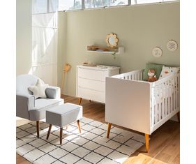 kit-quarto-theo-com-pes-retro-mel---berco---comoda-3-gavetas---poltrona-e-puff-capri---branco-fosco