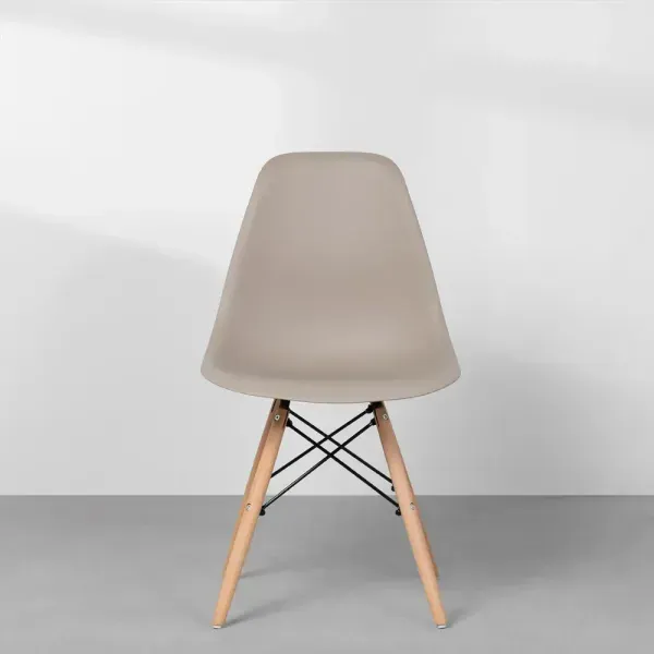 Cadeira--eames-eiffel-com-pes-em-madeira--fendi-detalhe-frontal.jpg