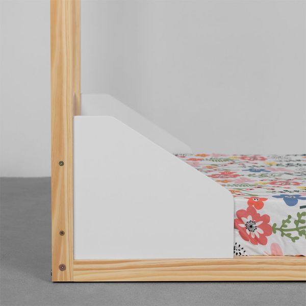 mini-cama-theo-branco-fosco-com-madeira-pinus-detalhe-grade