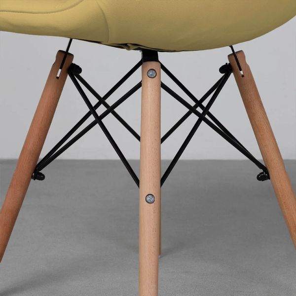 cadeira-eiffel-botone-amarela