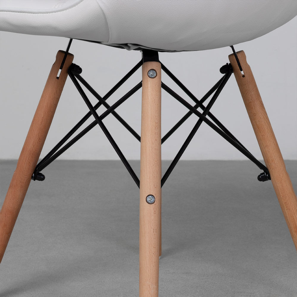 Cadeira-eiffel-botone-detalhe-pe