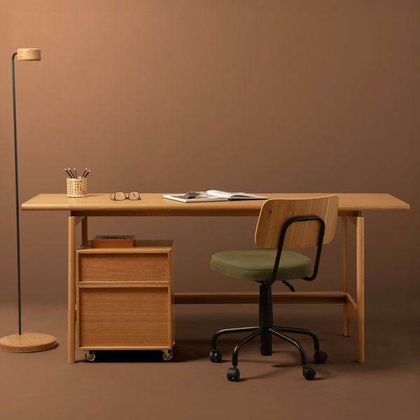 conjunto-office---escrivaninha-nori-natural-1-85m---gaveteiro-45cm---cadeira-de-escritorio-cult-frei