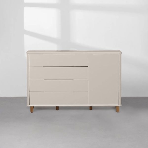 comoda-boom-square-4-gavetas-com-porta-e-pes-em-madeira-natural-branco-frontal_AREIA_1000x1000