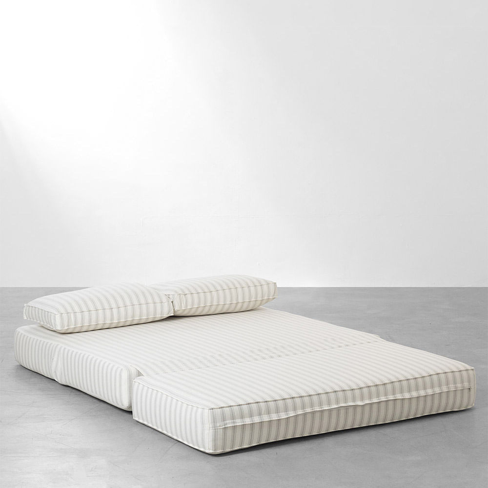 sofa-deitado-com-travesseiro